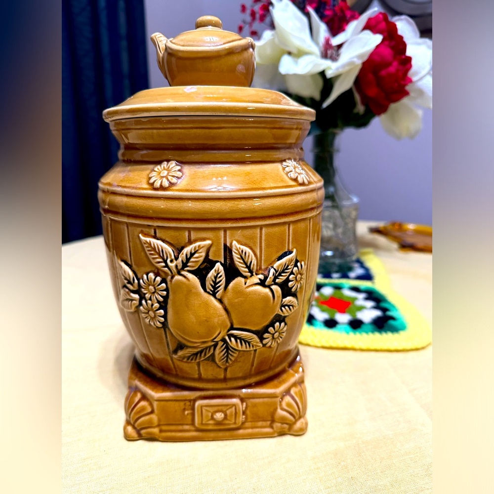 1970's VINTAGE TEAPOT SHAPED Ceramic Tea Bag COOKIE JAR Fruits Design JAPAN